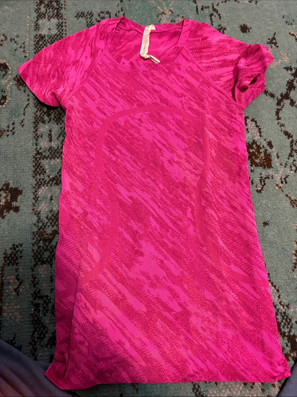 Women’s lululemon swifty tech t shirt